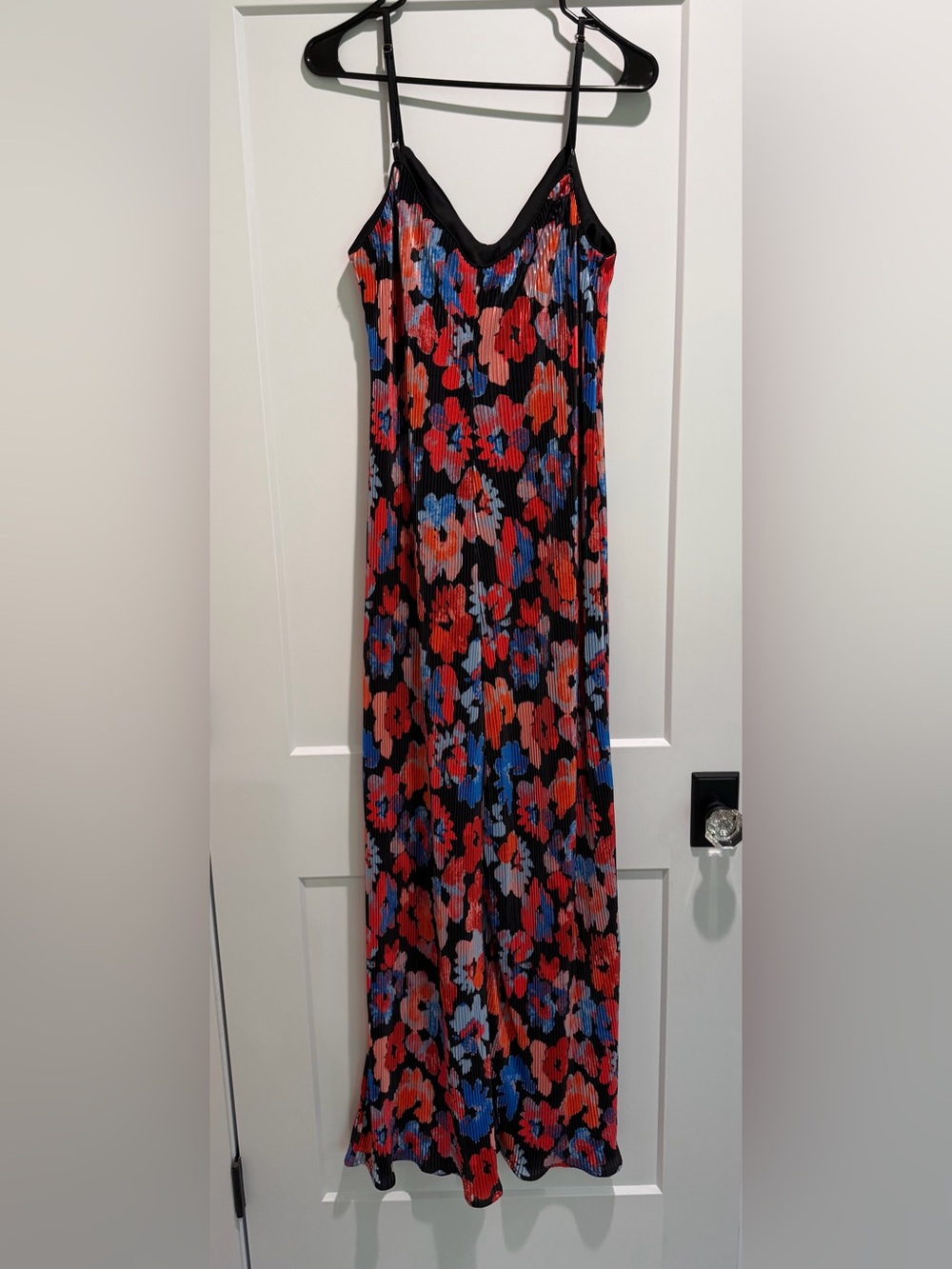 Dee Elly Floral Crinkle Jumpsuit - Black with Red & Blue Size Small